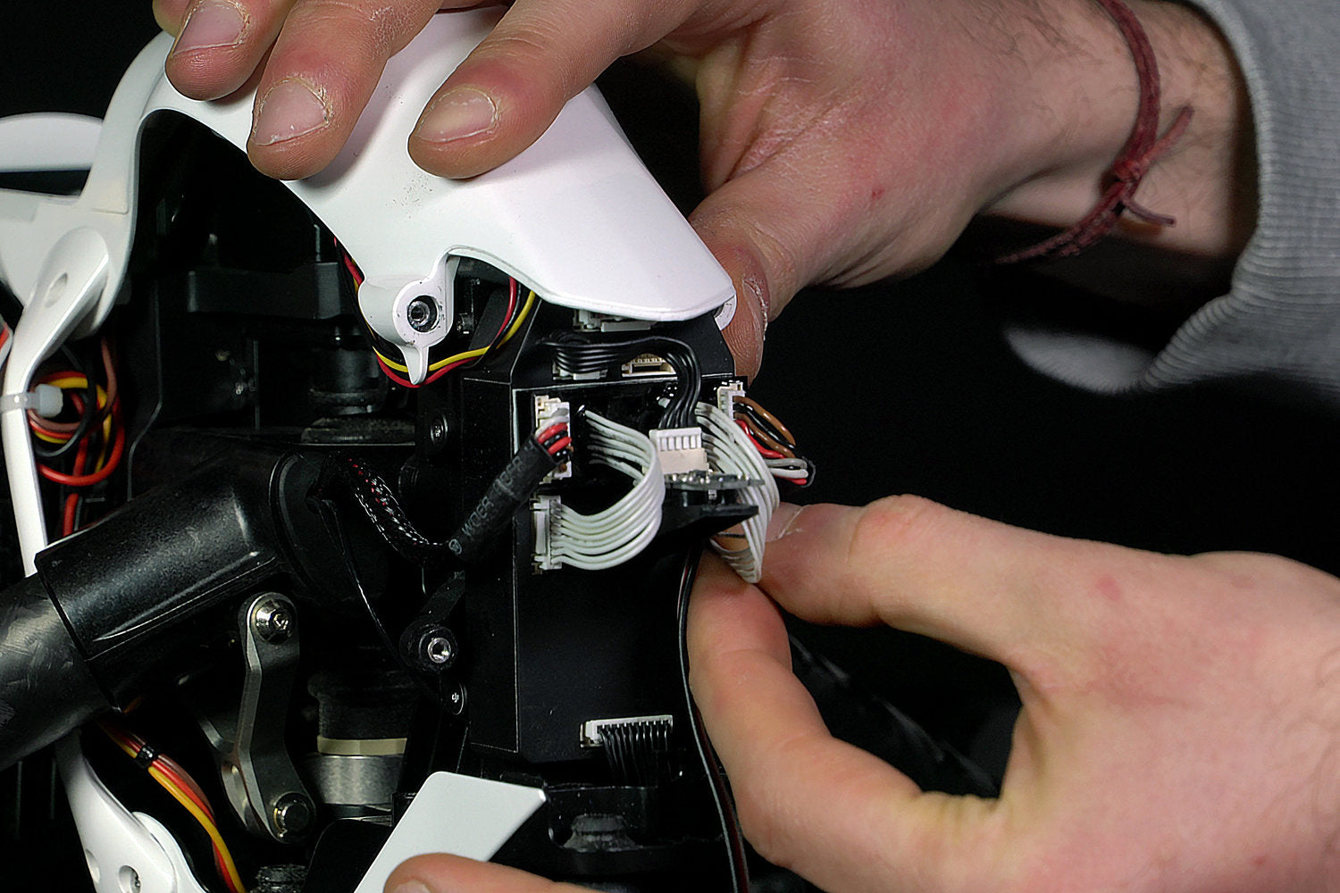 DJI Inspire 1 / Matrice 100 motor cutoff DJI Inspire 1 / Matrice 100 motor cutoff